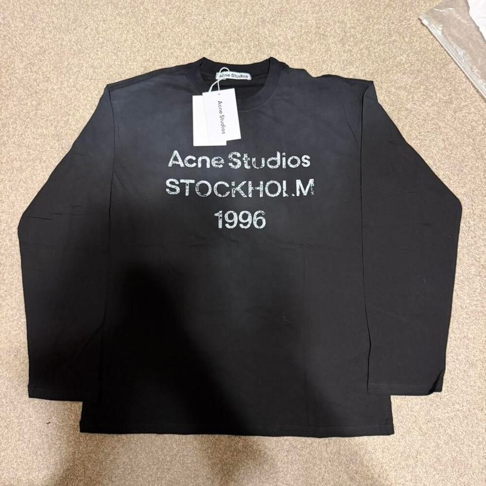 Acne studios stockholm 1996 black long sleeve (L) in perfect condition